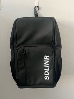 Sdlinr large pickleball backpack